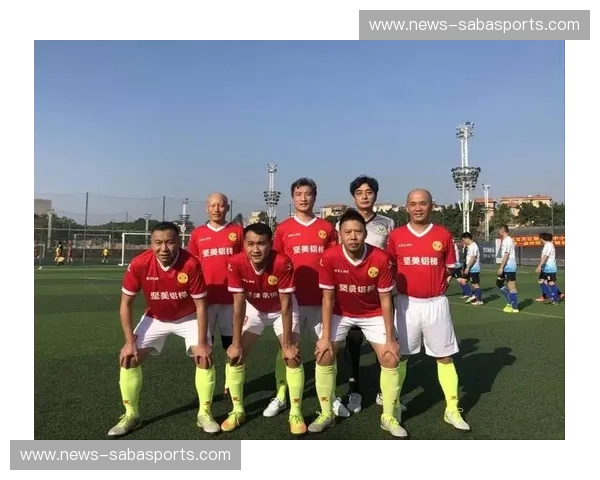 疆鲁巅峰对决：季后赛风云，谁主沉浮？